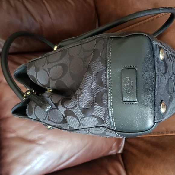 COACH 11063 Hampton Signature Black Canvas Carryall Tote - Picture 8 of 16